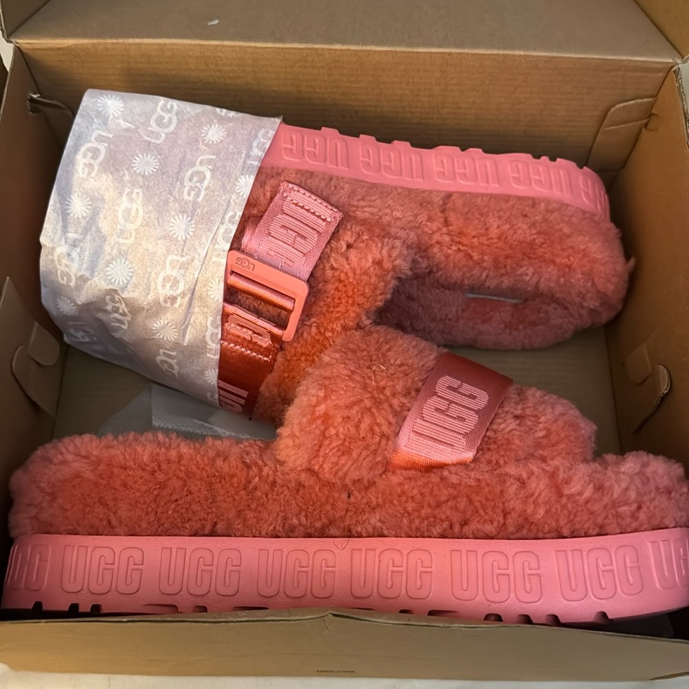 Ugg fluffita’s pink